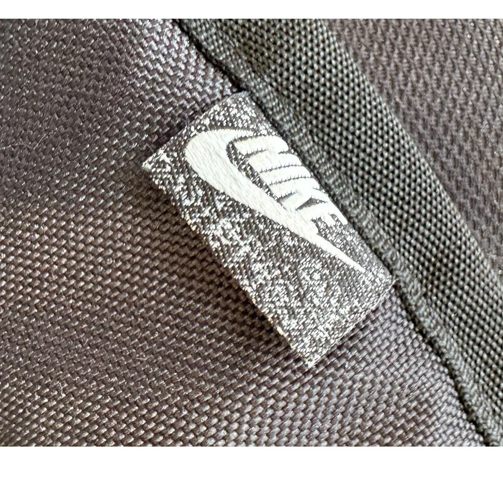 Nike Air Max Backpack Black Swoosh Logo School Gym Bag‎ Sporty Streetwear